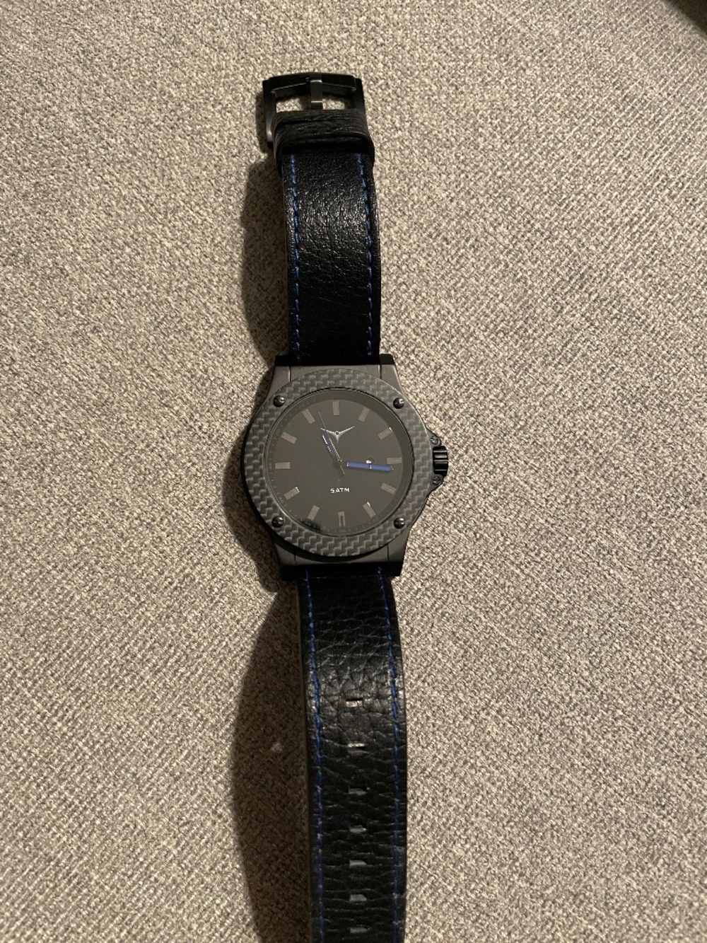 ZINVO One Carbon Fiber